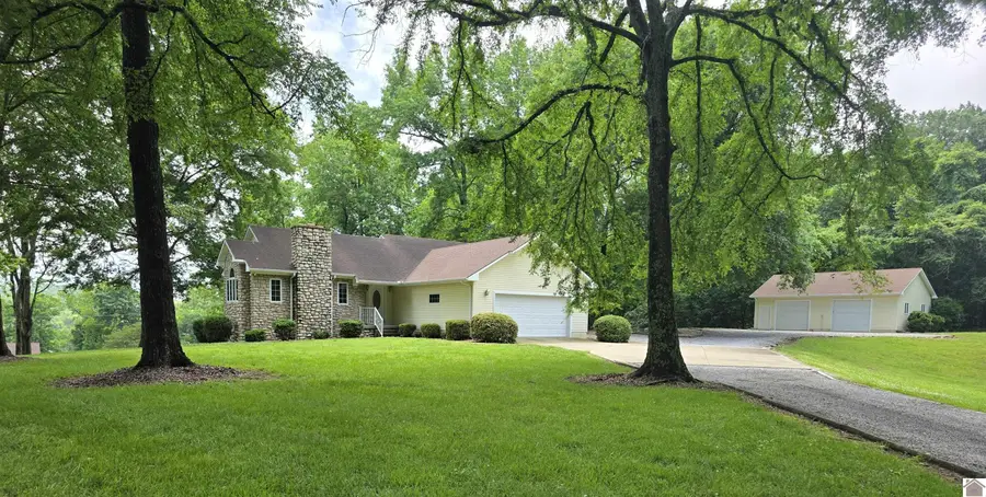 85 Boone Drive, Cadiz, KY 42211 - #2