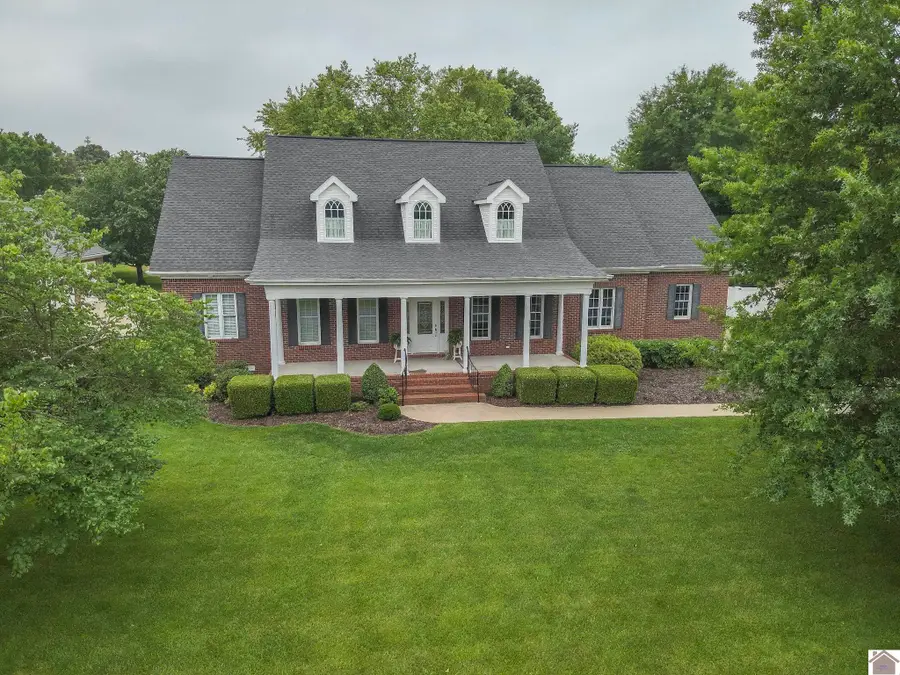 205 Willow Lake Drive, Paducah, KY 42003 - #2