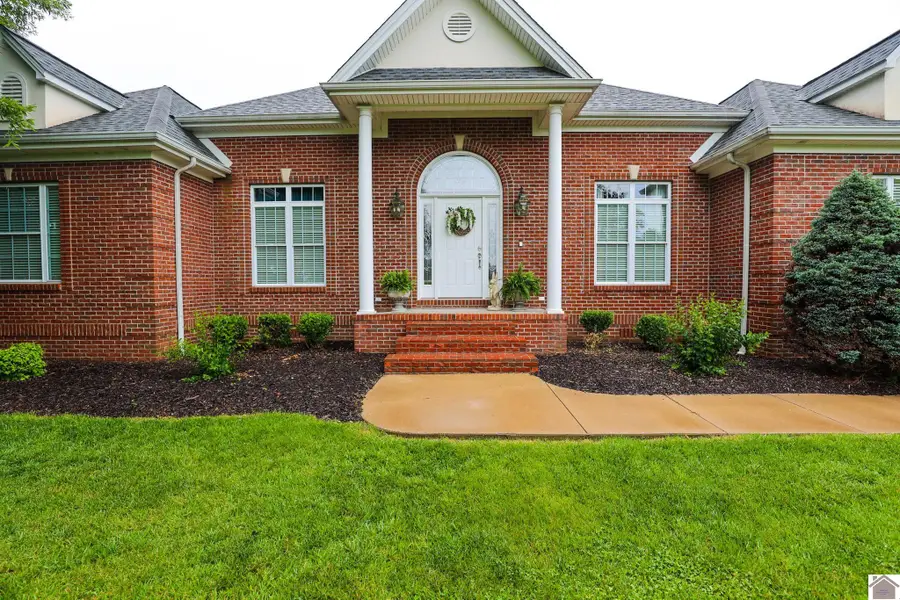 185 Willow Lake Drive, Paducah, KY 42003 - #2