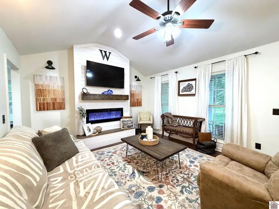 2100 Carol Dr, Murray, KY 42071 - #3