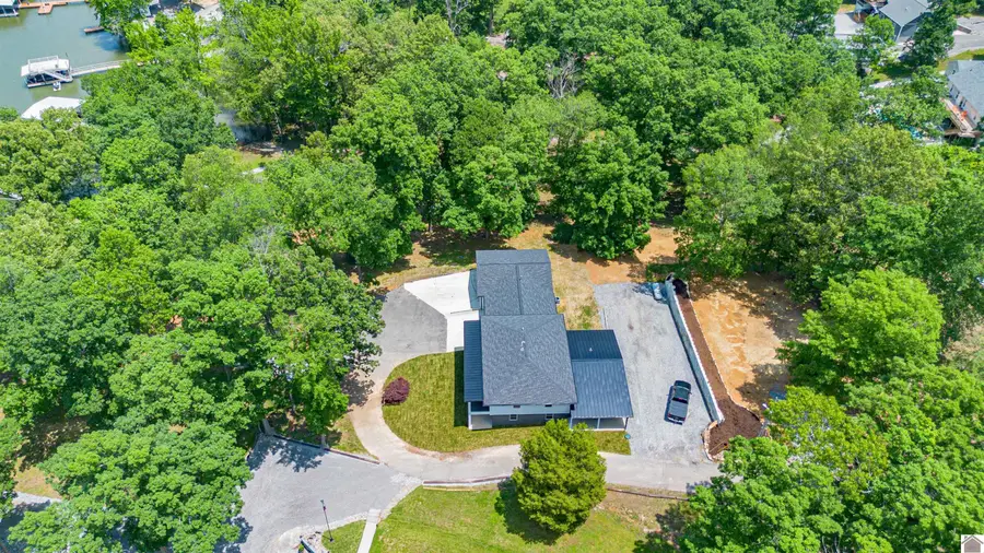 214 Hickory Hill Ln, Benton, KY 42025 - #2