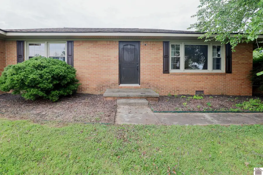3272 Tom Lane Rd, Benton, KY 42025 - #3