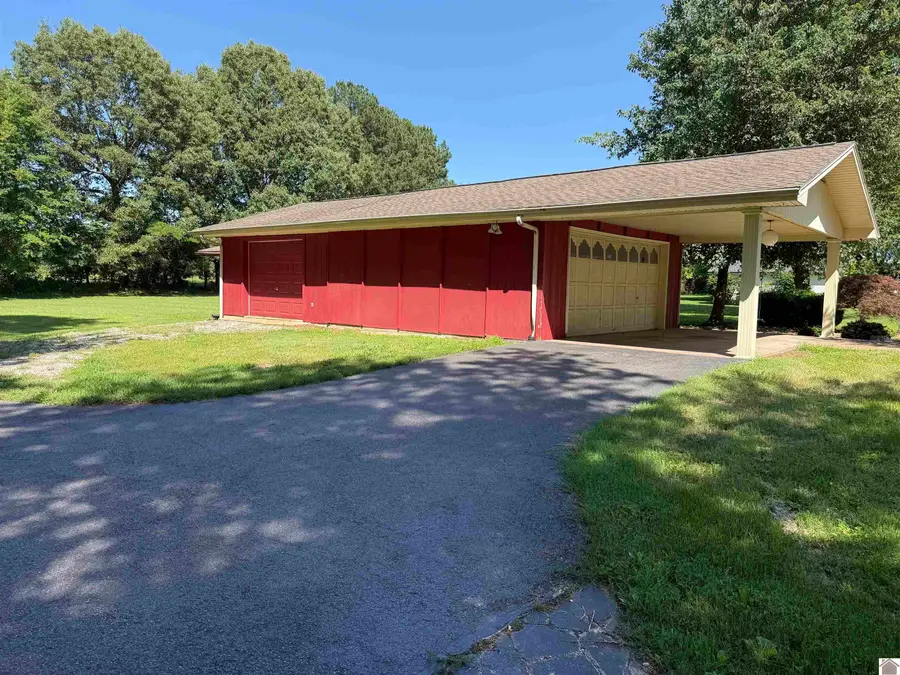 683 Us Hwy 68, Benton, KY 42025 - #3