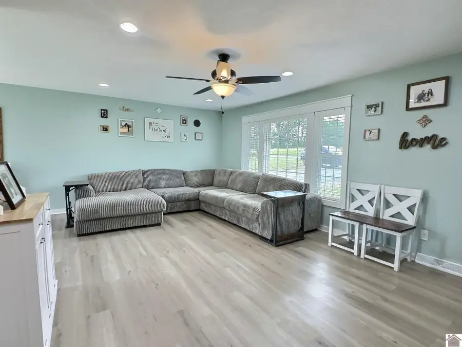 2063 Hwy 58 E, Mayfield, KY 42066 - #3