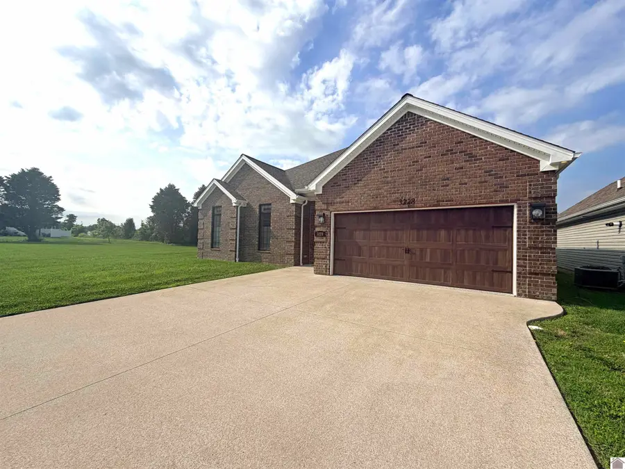 3228 Sandpiper, Paducah, KY 42001 - #3