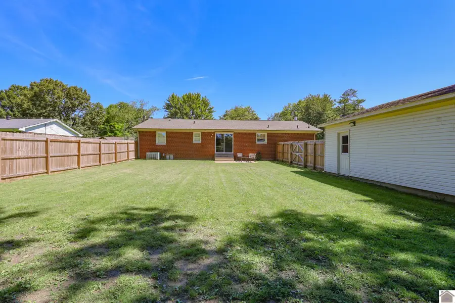 530 Oakland Circle, Paducah, KY 42003 - #3