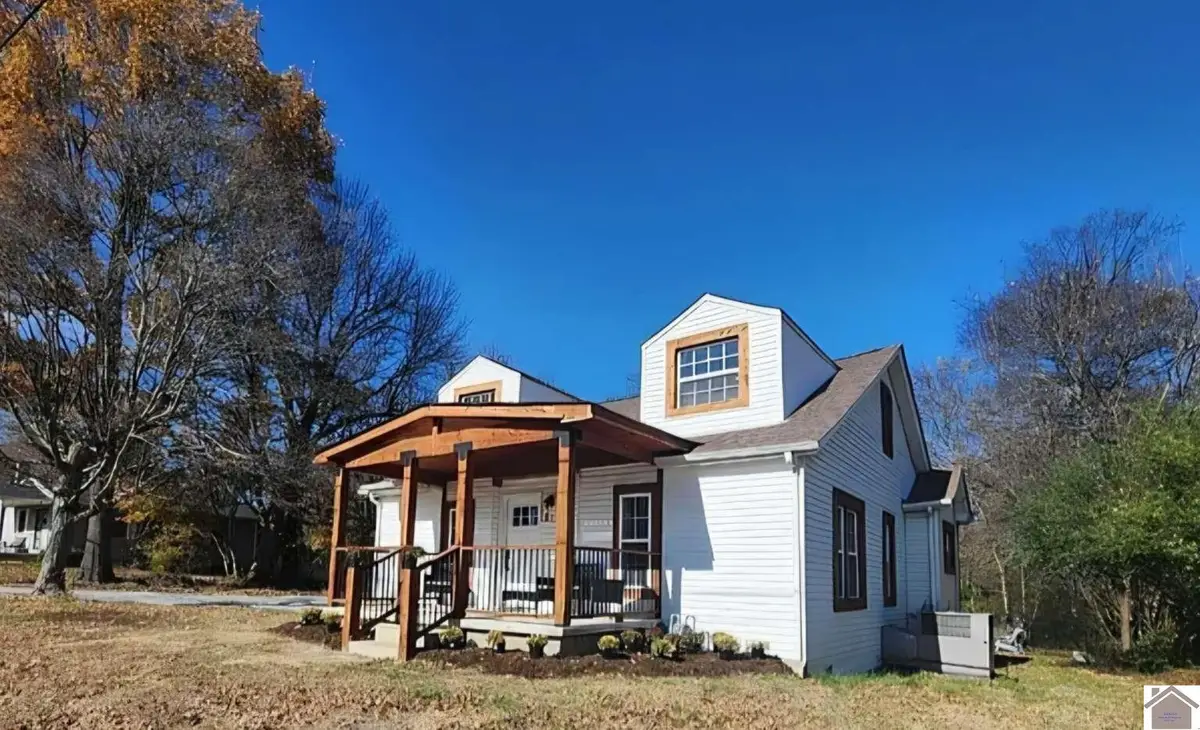 114 Spruce Street, Murray, KY 42071 - #1