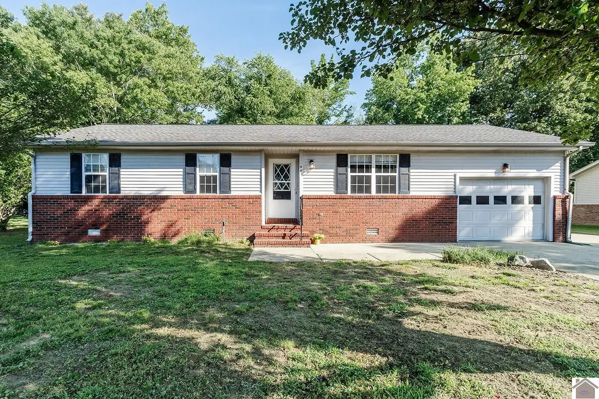 86 Cambridge Drive, Murray, KY 42071 - #1