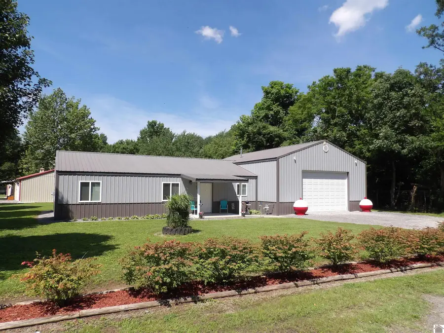2185 Gilbertsville Hwy, Gilbertsville, KY 42044 - #2