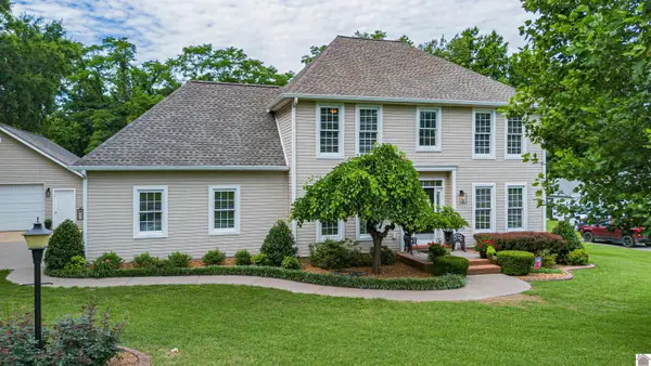 800 Coventry Trail, Paducah, KY 42003