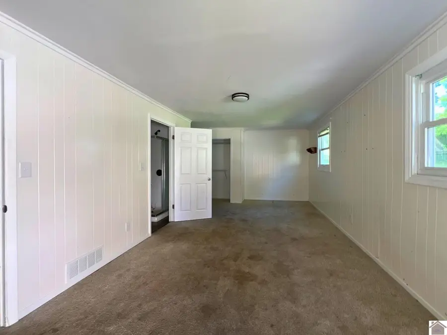 340 Beech St, Calvert City, KY 42029 - #2