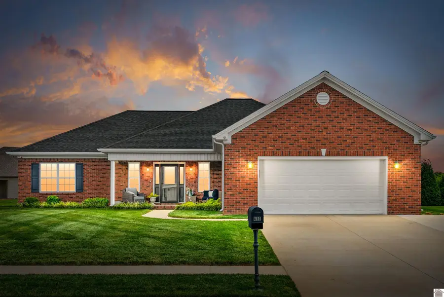 411 Yorkshire Way, Hopkinsville, KY 42240 - #2