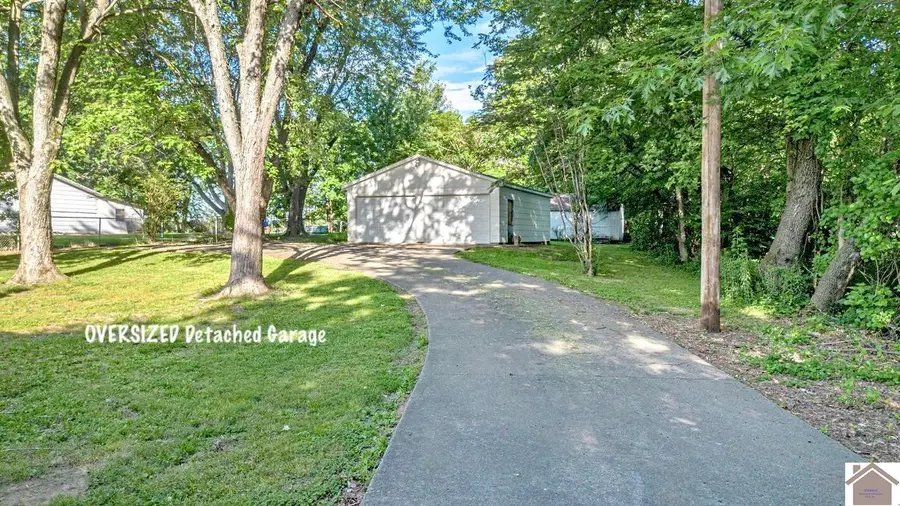 6545 Clinton Road, Paducah, KY 42001 - #2