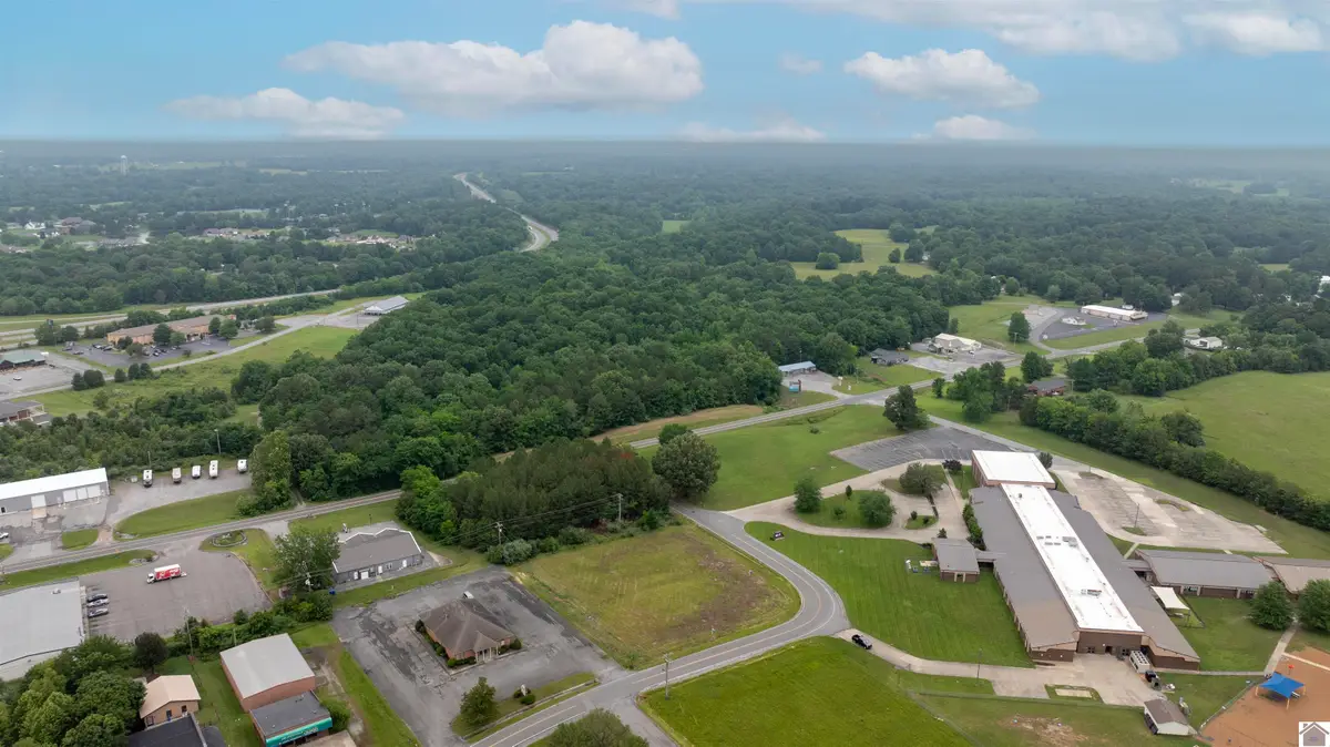 00 Vine St, Benton, KY 42025 - #1
