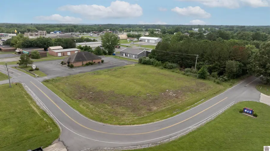 00 Vine St, Benton, KY 42025 - #2