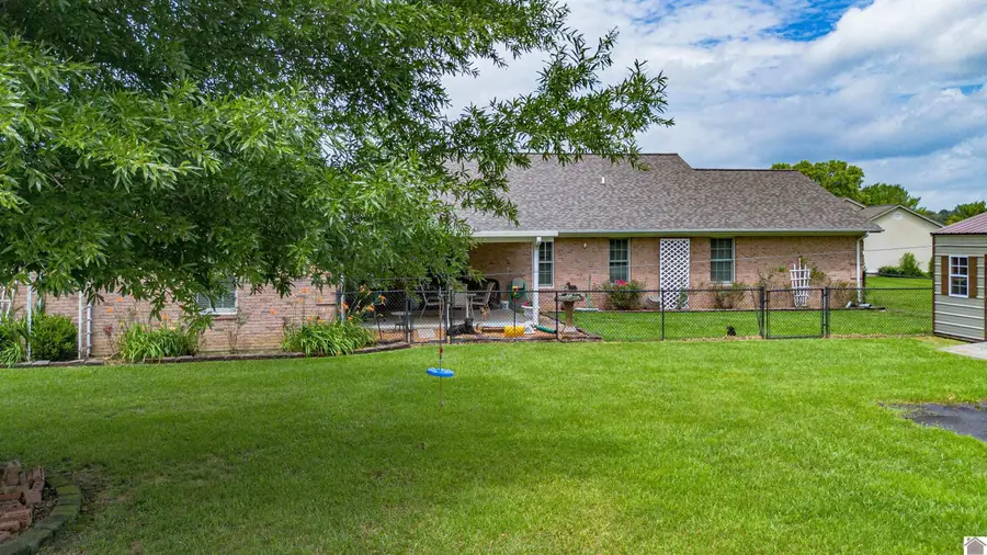211 Larkspur Lane, Paducah, KY 42003 - #3