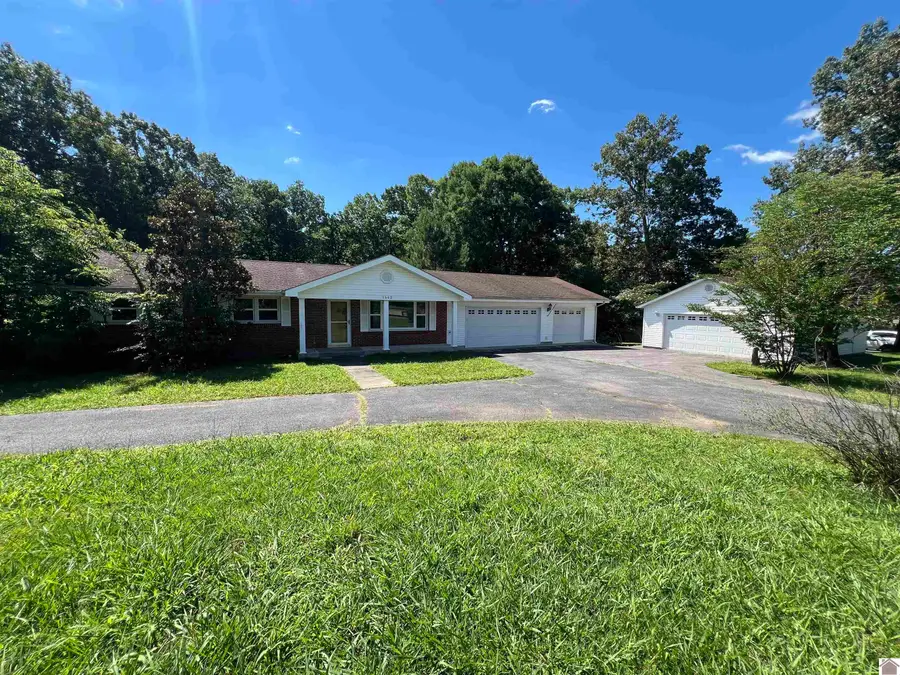 1562 Moors Camp Hwy, Benton, KY 42025 - #2