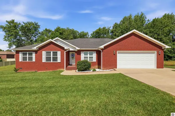 220 Meadow Ridge Court, Paducah, KY 42003