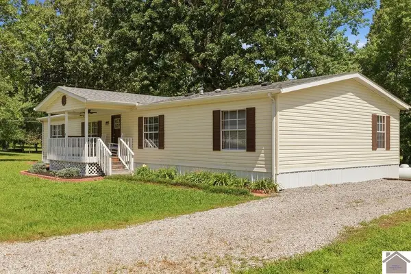 18 Kenwood Circle, Murray, KY 42071