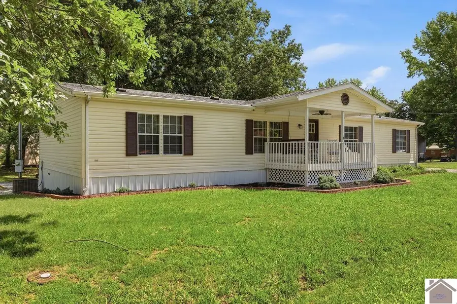 18 Kenwood Circle, Murray, KY 42071 - #2