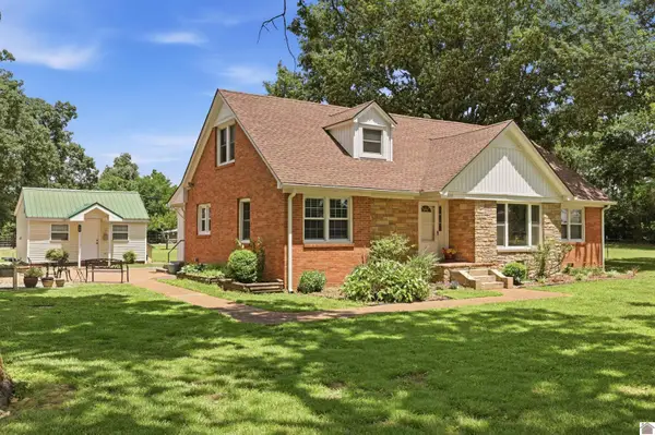 332 Jones Sparkman Road, Murray, KY 42071