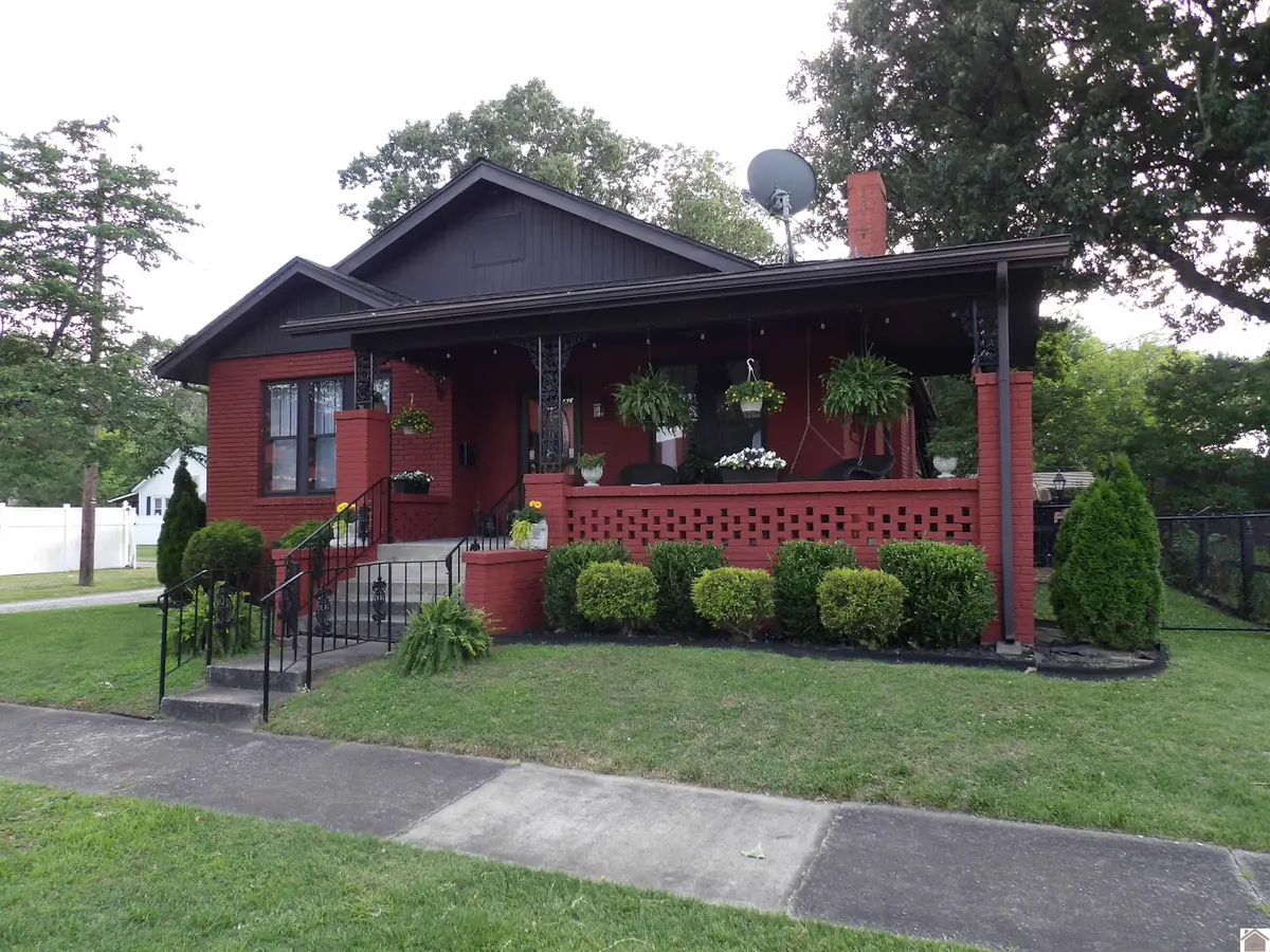 307 S 25th St, Paducah, KY 42003 - #1