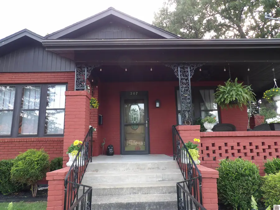 307 S 25th St, Paducah, KY 42003 - #2