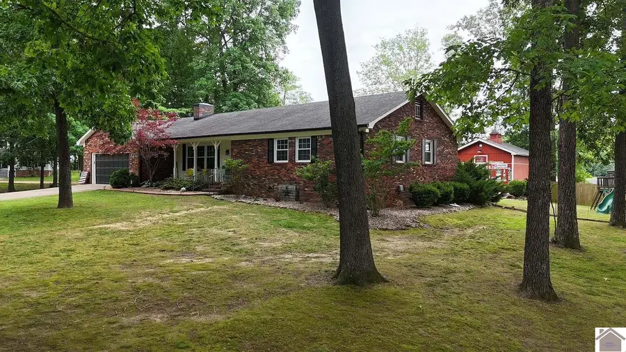 260 Briarwood Drive, Paducah, KY 42003 - #2