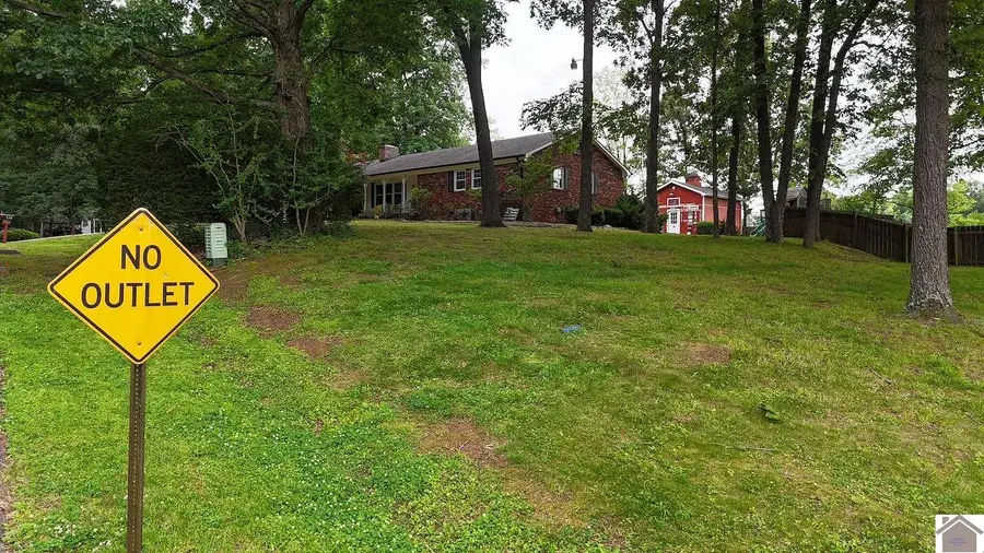 260 Briarwood Drive, Paducah, KY 42003 - #3