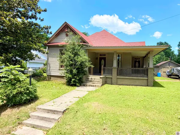 328 Head St, Paris, TN 38242