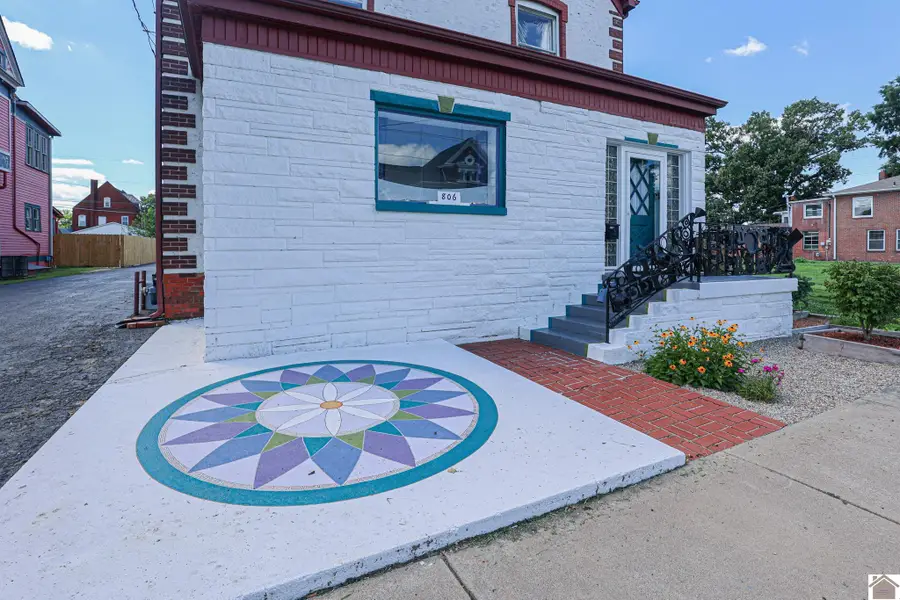 806 Jefferson St, Paducah, KY 42001 - #3