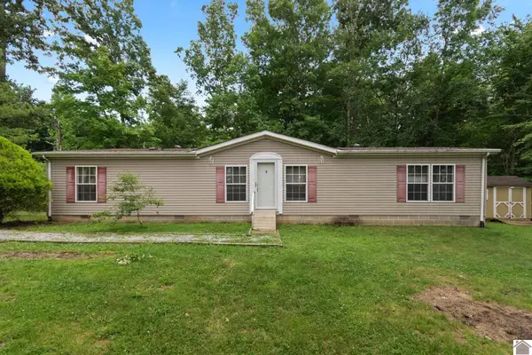 75 Walnut Drive, Cadiz, KY 42211