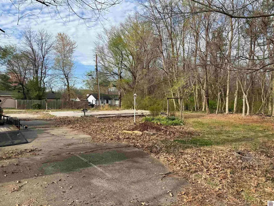 7435 Cairo Road, West Paducah, KY 42086 - #2