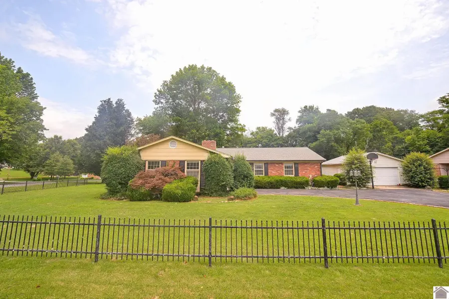 165 Myrna Drive, Paducah, KY 42003 - #3