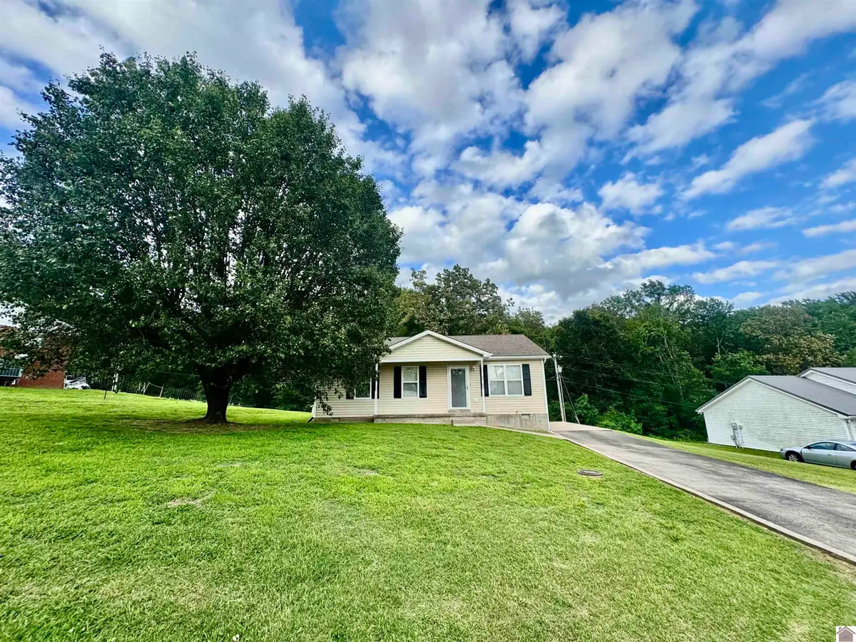 35 Cardinal Drive, Cadiz, KY 42211 - #1