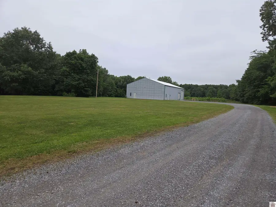 345 Rosewood Drive, Paducah, KY 42001 - #2