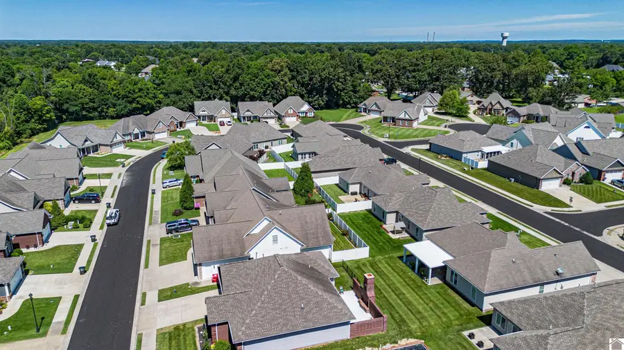 3241 Sandpiper Circle, Paducah, KY 42001 - #2