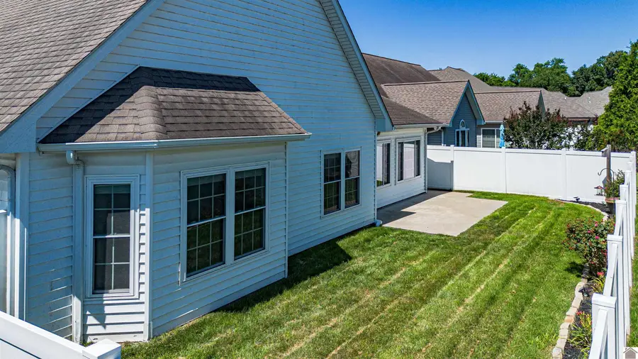 3241 Sandpiper Circle, Paducah, KY 42001 - #3