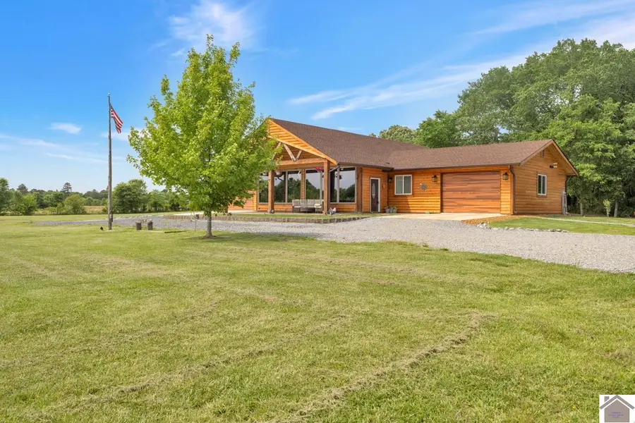 227 Whitetail Ln, Hazel, KY 42049 - #2
