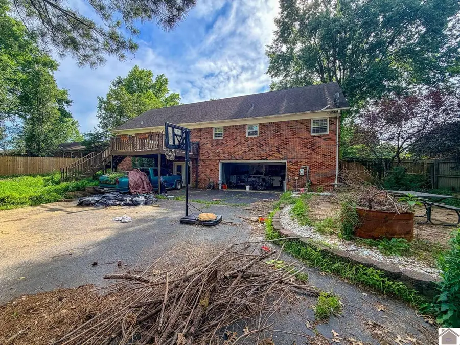 1509 London Dr, Murray, KY 42071 - #2