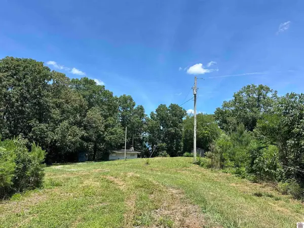 669 Cedar Point Lane, Benton, KY 42025