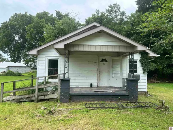 212 S 1st St., Mayfield, KY 42066