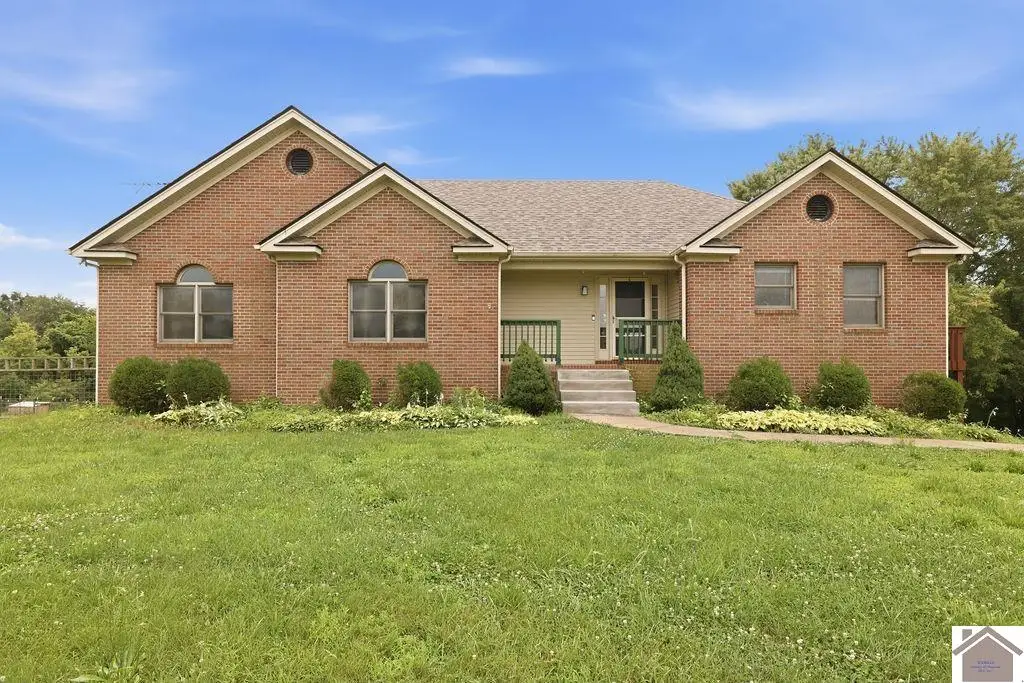 97 Camelot Dr., Cadiz, KY 42211 - #1