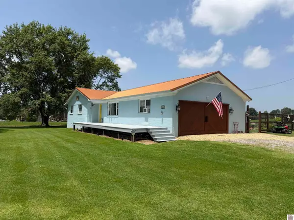 10286 Strt 2422, Water Valley, KY 42085