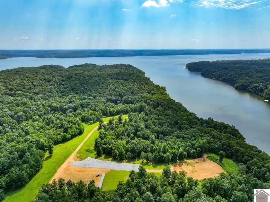 000 Cindy Drive, Murray, KY 42071 - #2