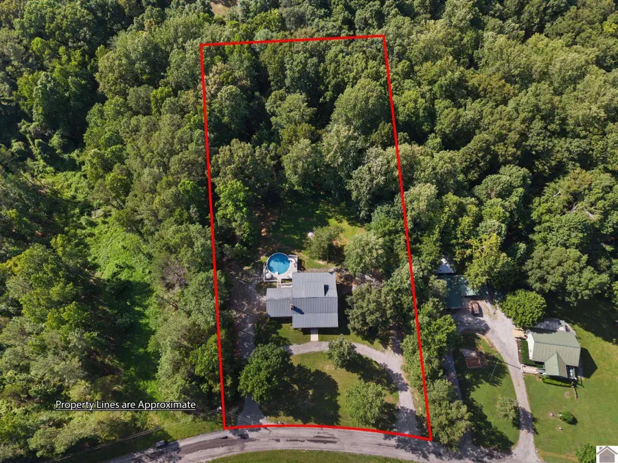 130 Crosscreek Rd, Cadiz, KY 42211 - #2