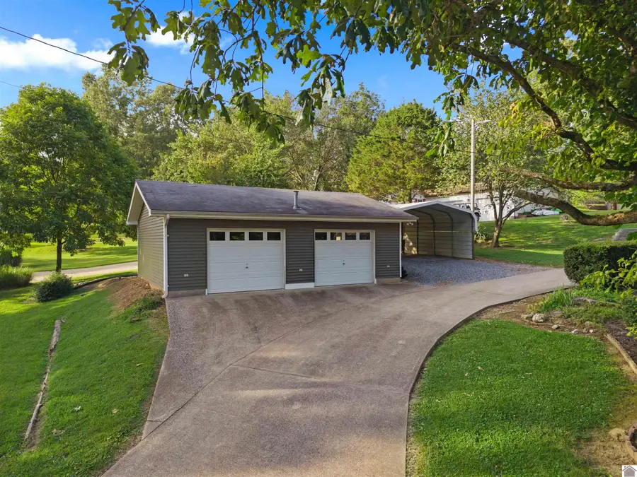 332 Red River Rd., Gilbertsville, KY 42044 - #3