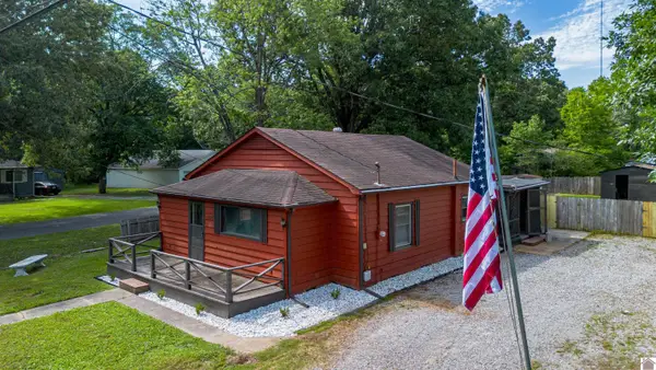 1220 Markham Ave, Paducah, KY 42003