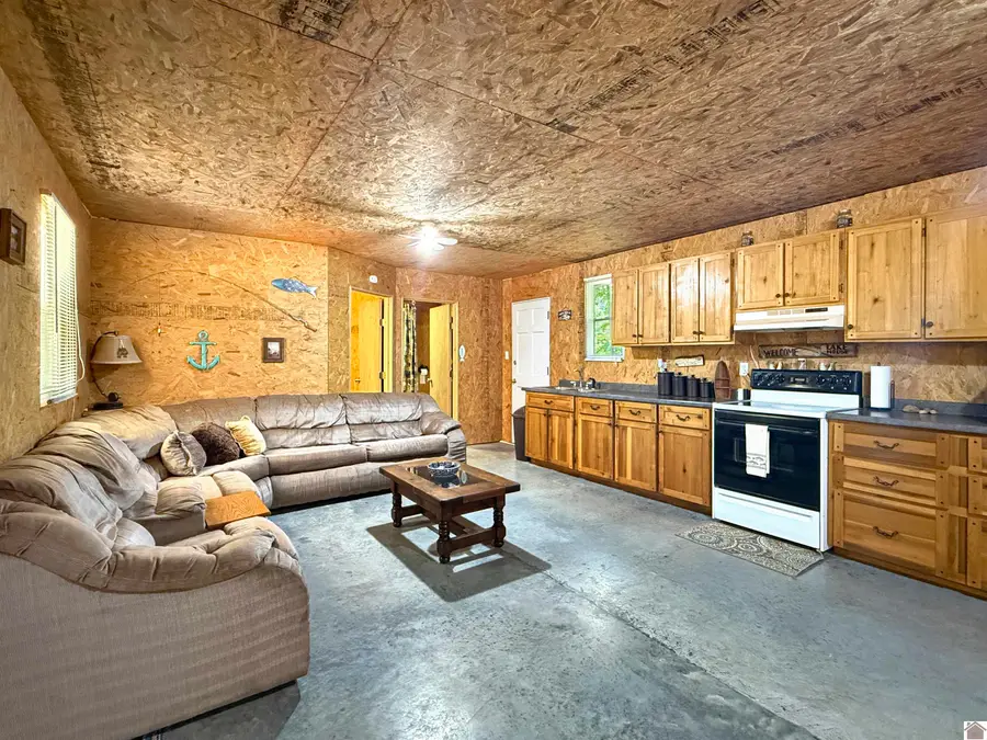 144 A Hesley Dr., New Concord, KY 42076 - #3