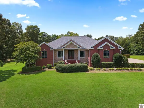 1075 Bent Creek Drive, Benton, KY 42025